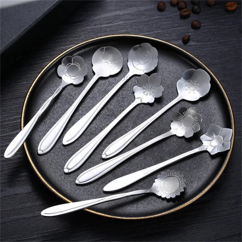 Stainless Steel Flower Spoon Set (8pcs)
