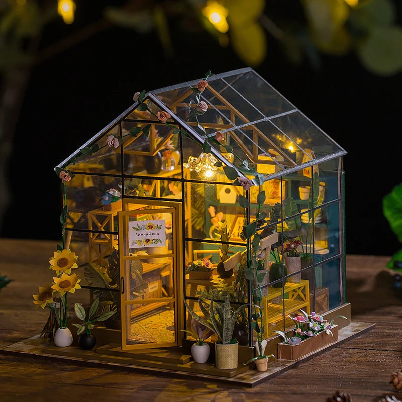 NoeluxeTM DIY Flower Dollhouse Kit