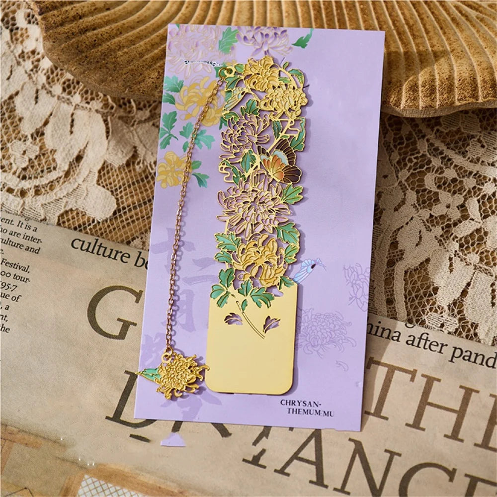 Retro Chinese Floral Metal Bookmark