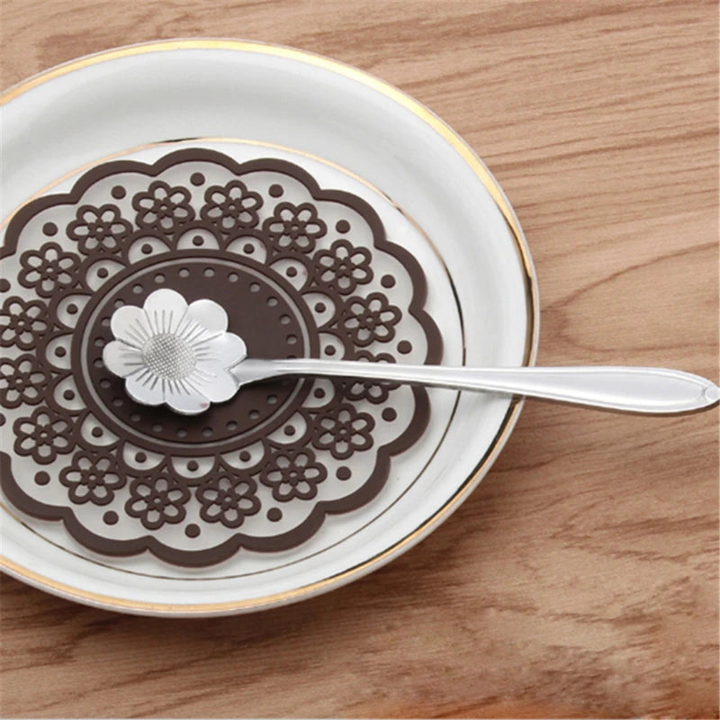 Stainless Steel Flower Spoon Set (8pcs)