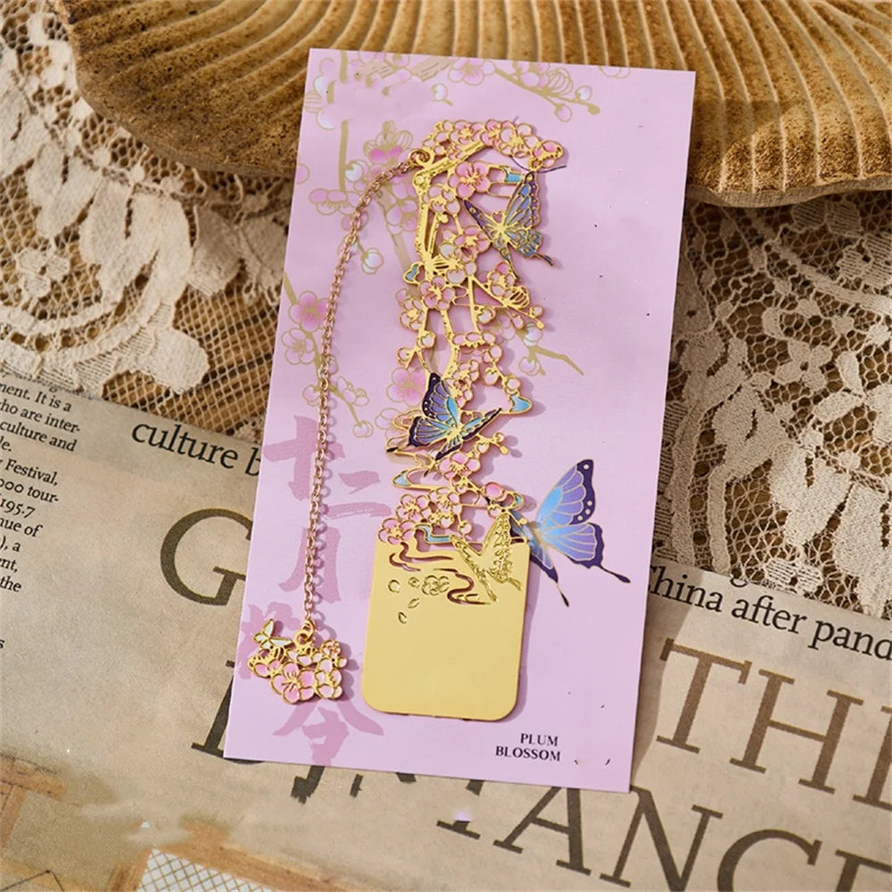Retro Chinese Floral Metal Bookmark