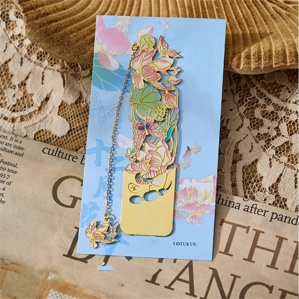 Retro Chinese Floral Metal Bookmark