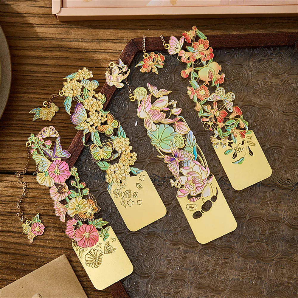 Retro Chinese Floral Metal Bookmark