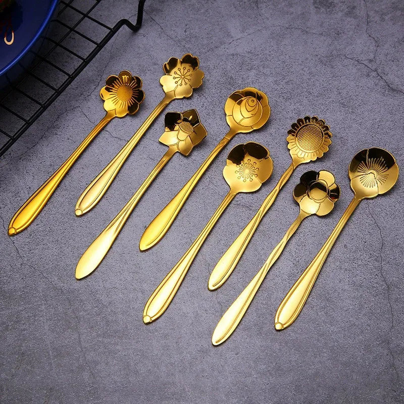 Stainless Steel Flower Spoon Set (8pcs)