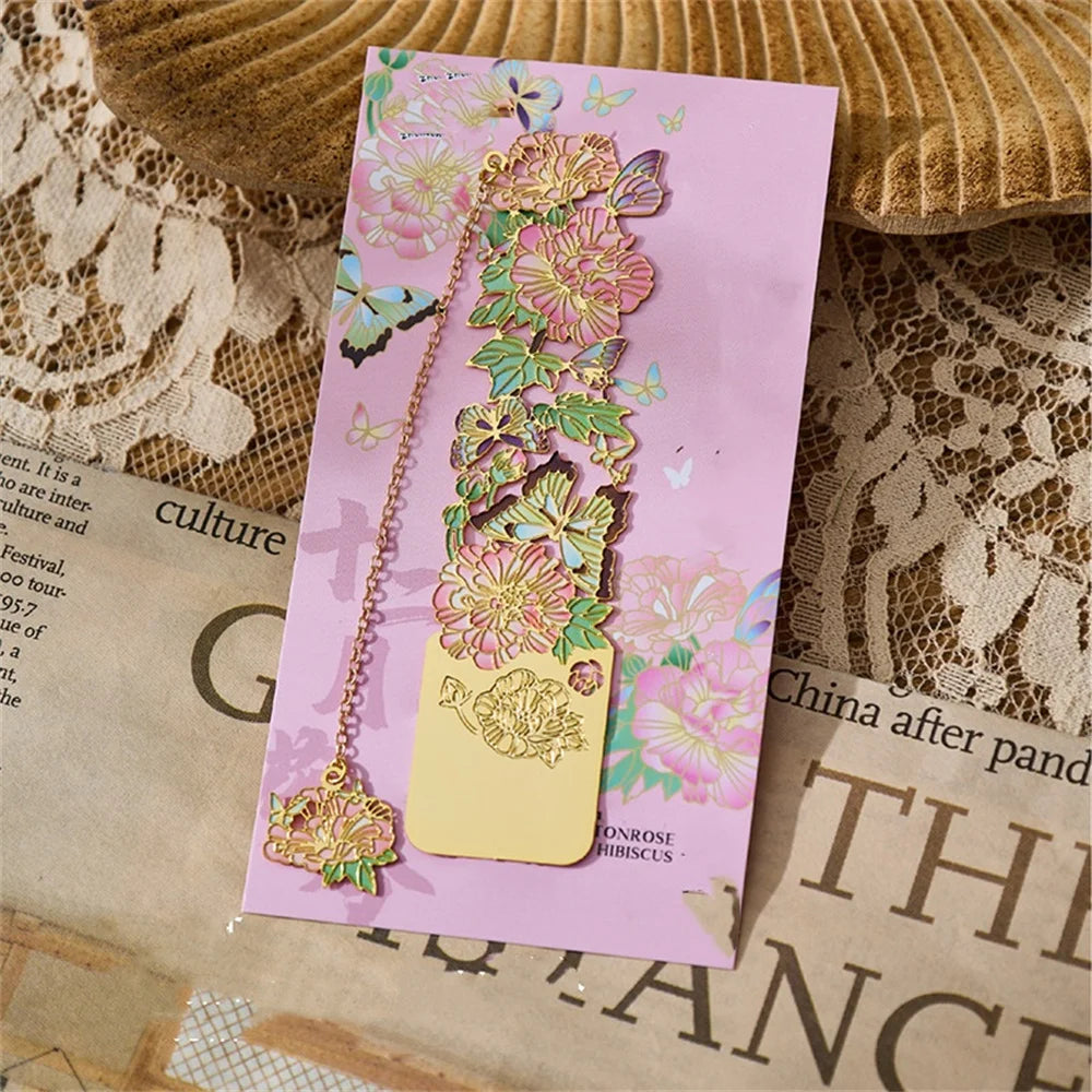 Retro Chinese Floral Metal Bookmark
