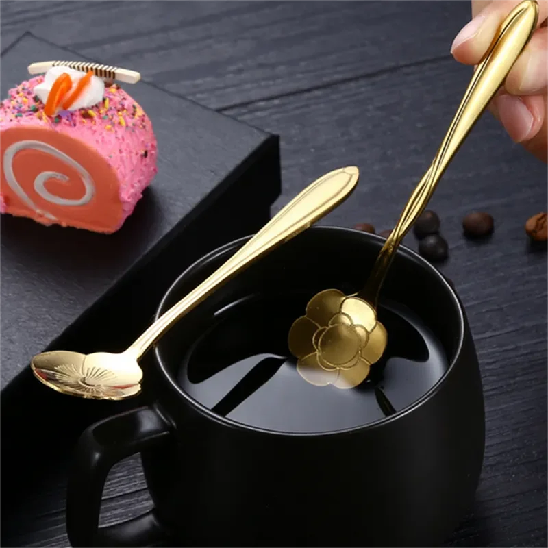 Stainless Steel Flower Spoon Set (8pcs)