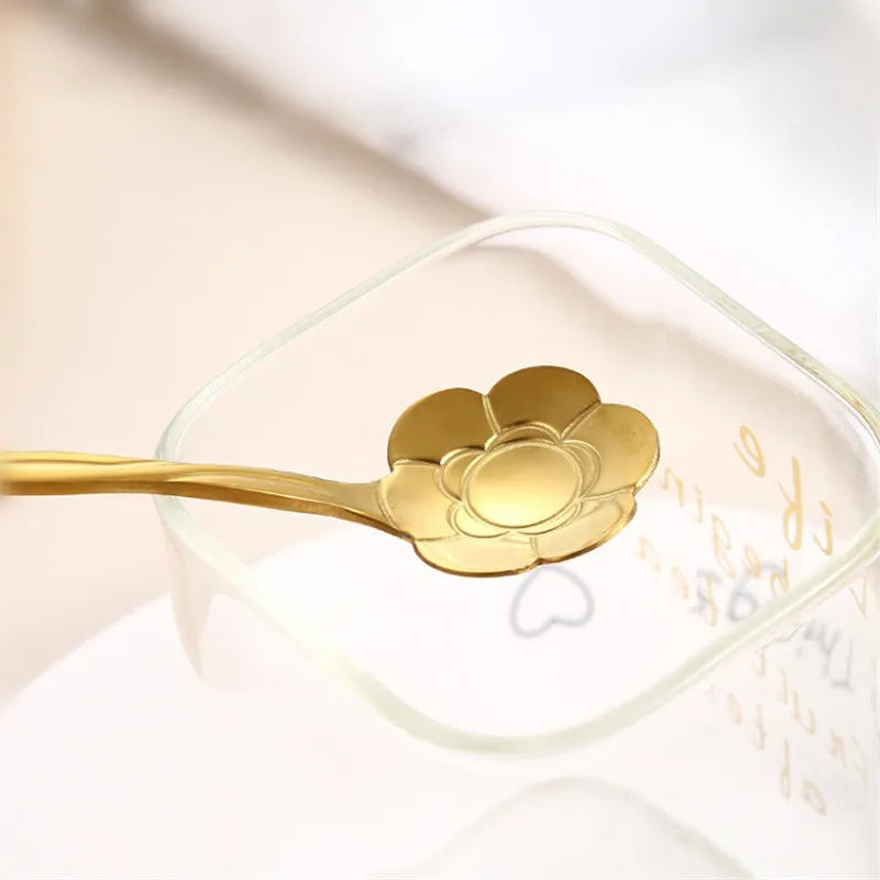 Stainless Steel Flower Spoon Set (8pcs)