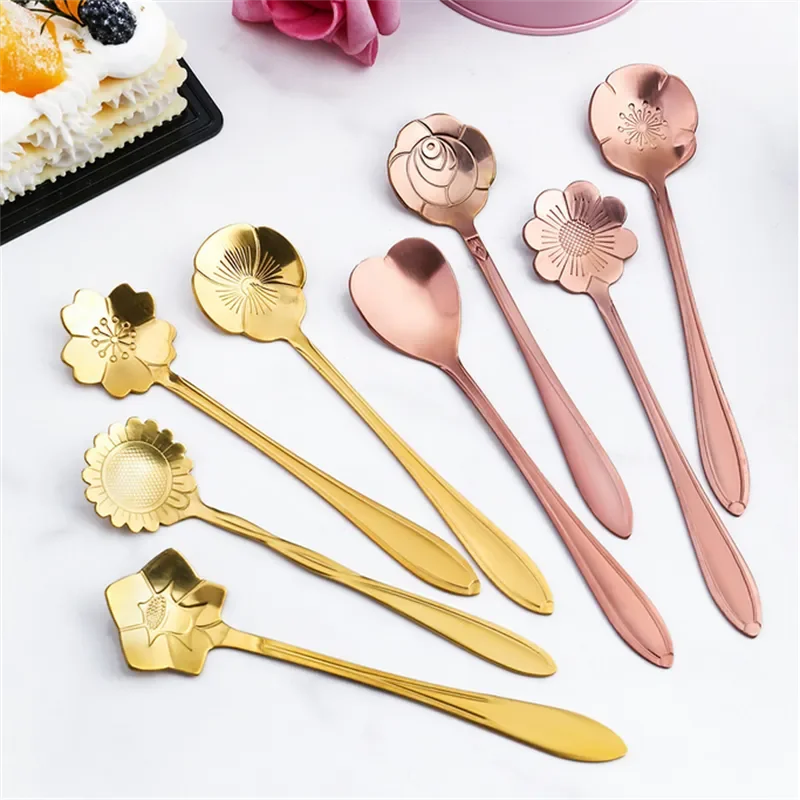 Stainless Steel Flower Spoon Set (8pcs)