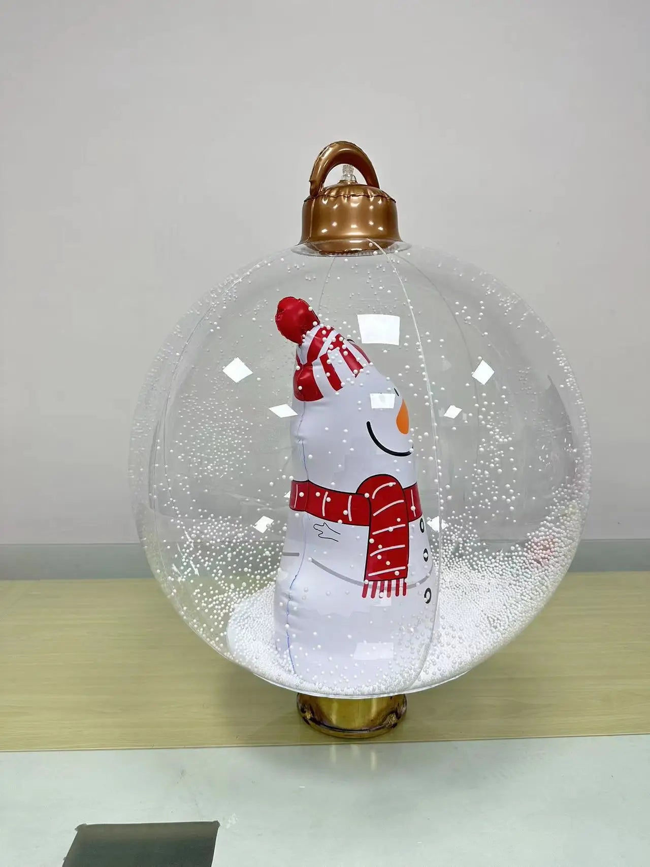 Outdoor Inflatable Christmas Ball Ornament (60cm)
