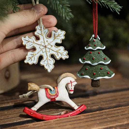 Christmas Resin Horse Pendant Ornament
